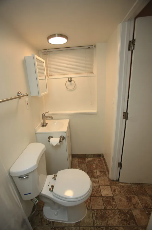 511-5 bathroom
